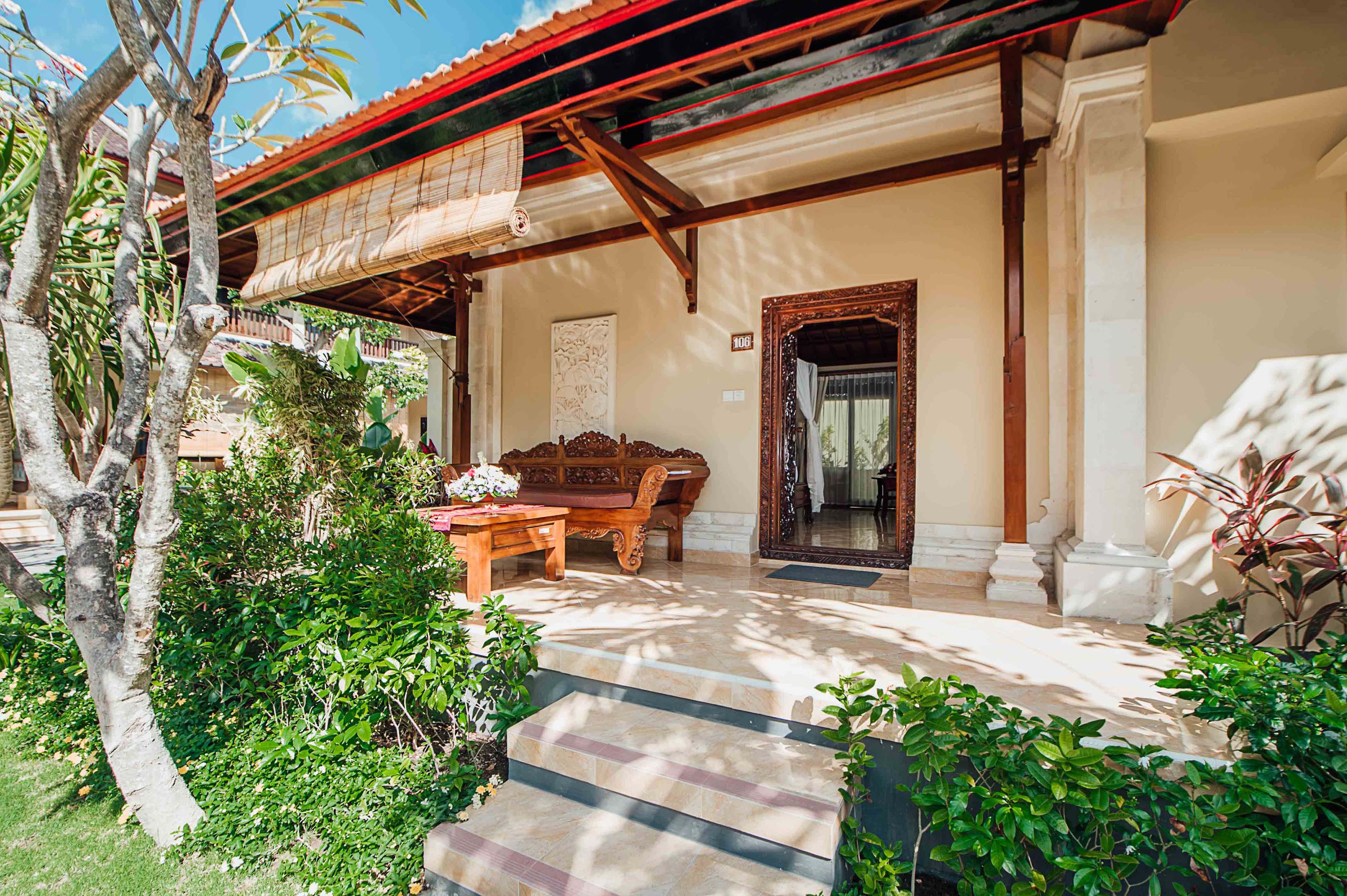 Kuta Puri Bungalows, Villas And Resort Exterior photo